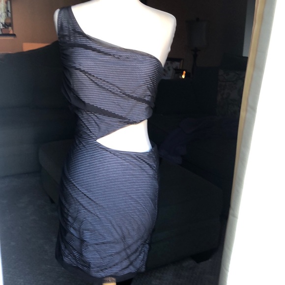 BCBG cutout bodycon cocktail dress Reversible!! - Picture 2 of 5